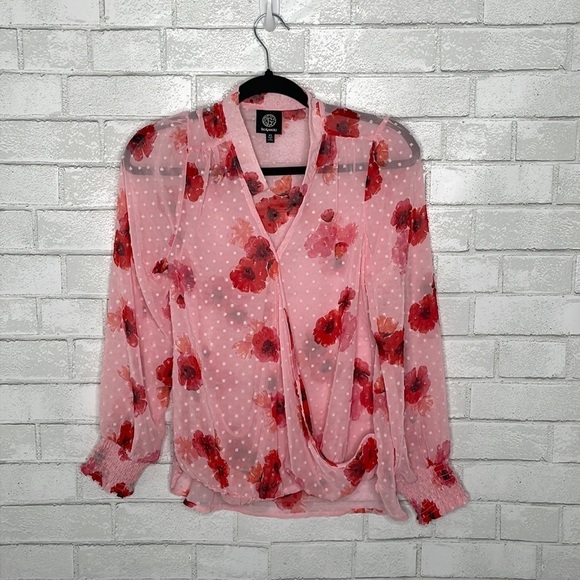 Bobeau Surplice Swiss Dot Blouse - Picture 3 of 13